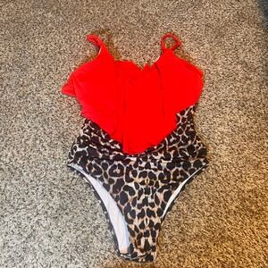 Red Ruffle One Piece Swimsuit Leopard Print Bottom Women's Swimwear‎ L